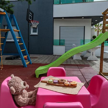 Boutique Apartments Blitz Bibinje Extérieur photo