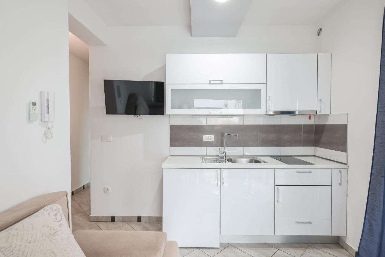 Boutique Apartments Blitz Bibinje Extérieur photo