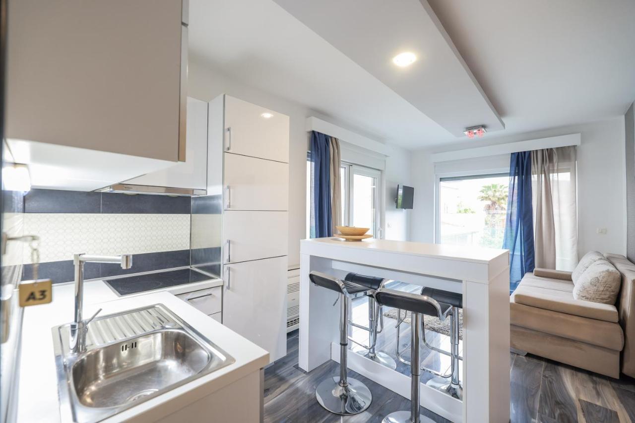 Boutique Apartments Blitz Bibinje Extérieur photo