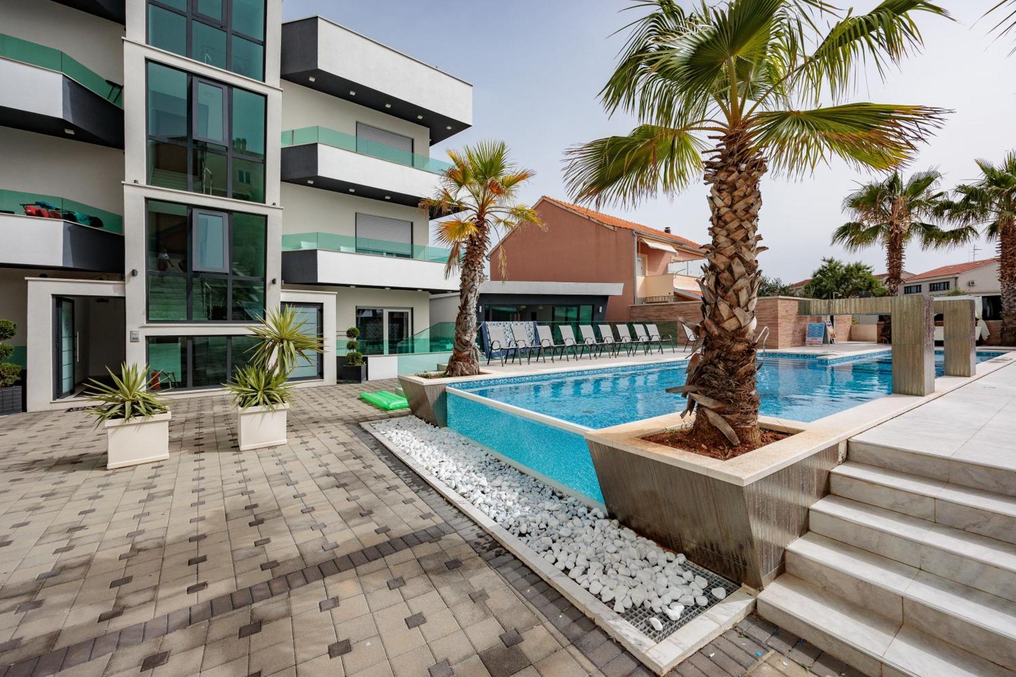 Boutique Apartments Blitz Bibinje Extérieur photo