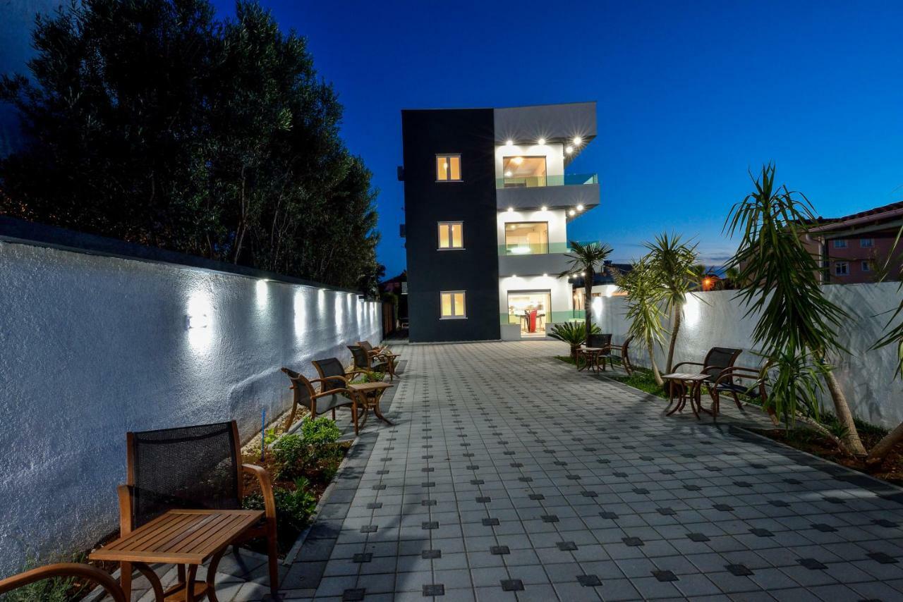 Boutique Apartments Blitz Bibinje Extérieur photo