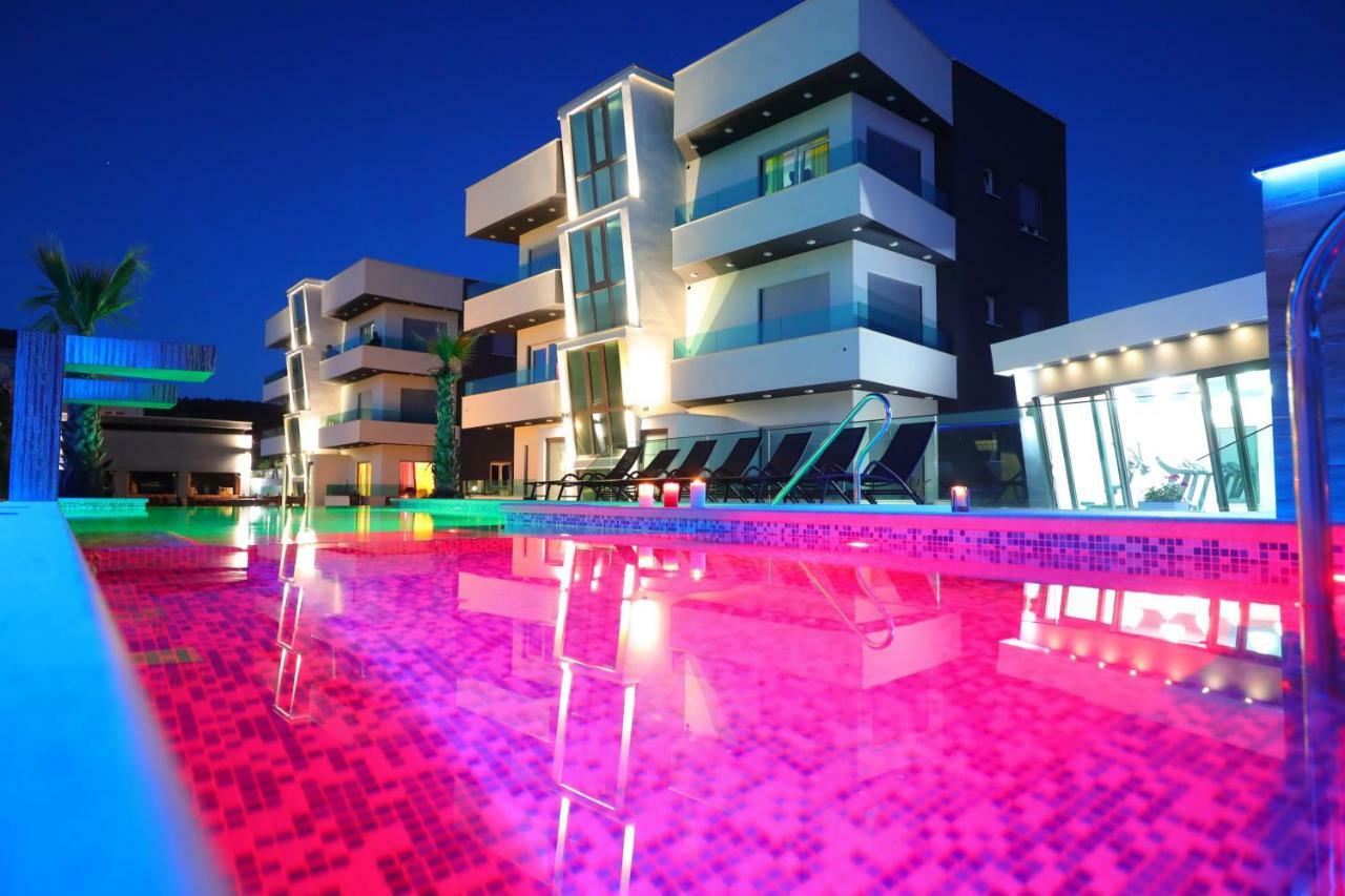 Boutique Apartments Blitz Bibinje Extérieur photo