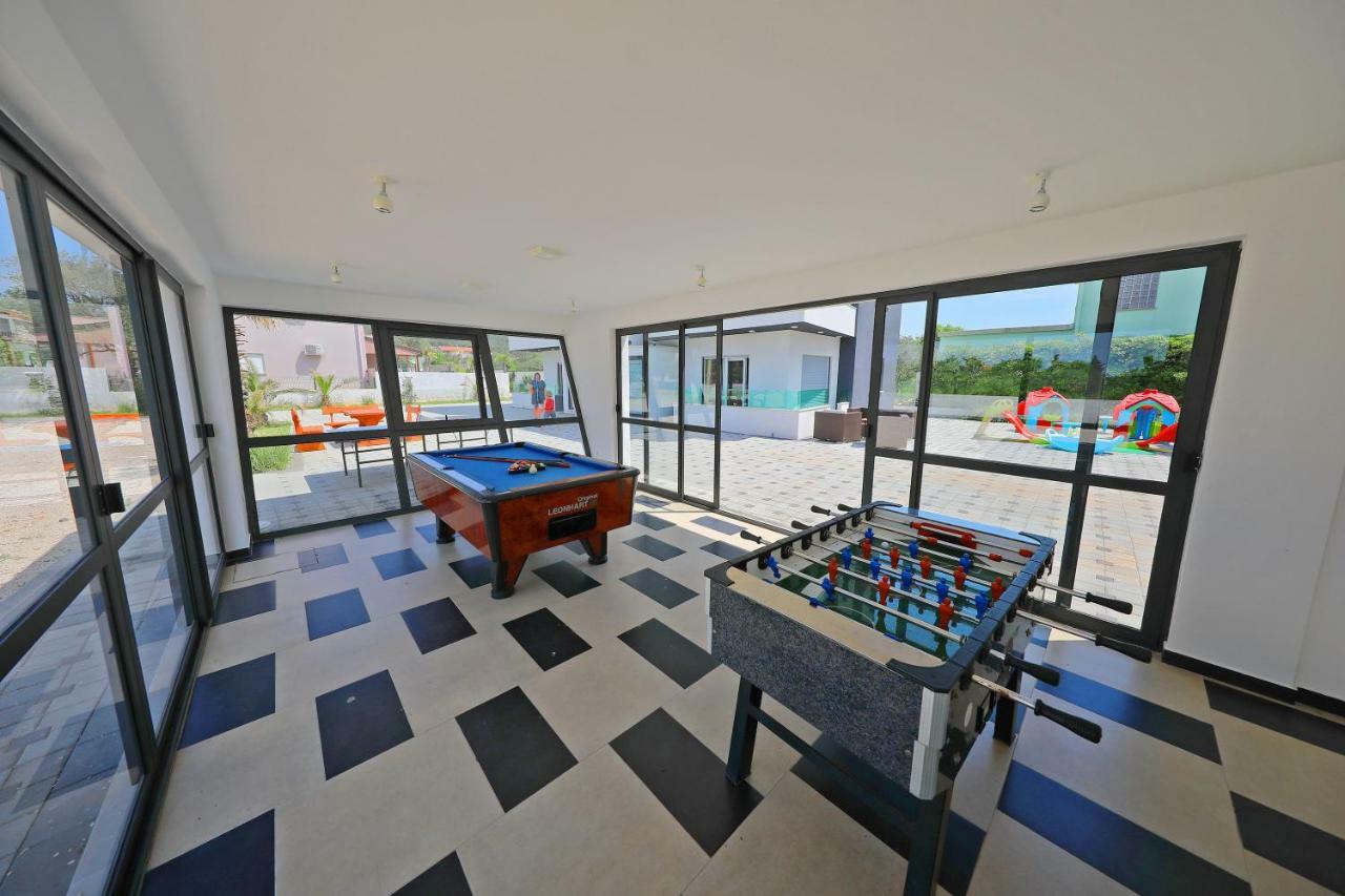 Boutique Apartments Blitz Bibinje Extérieur photo