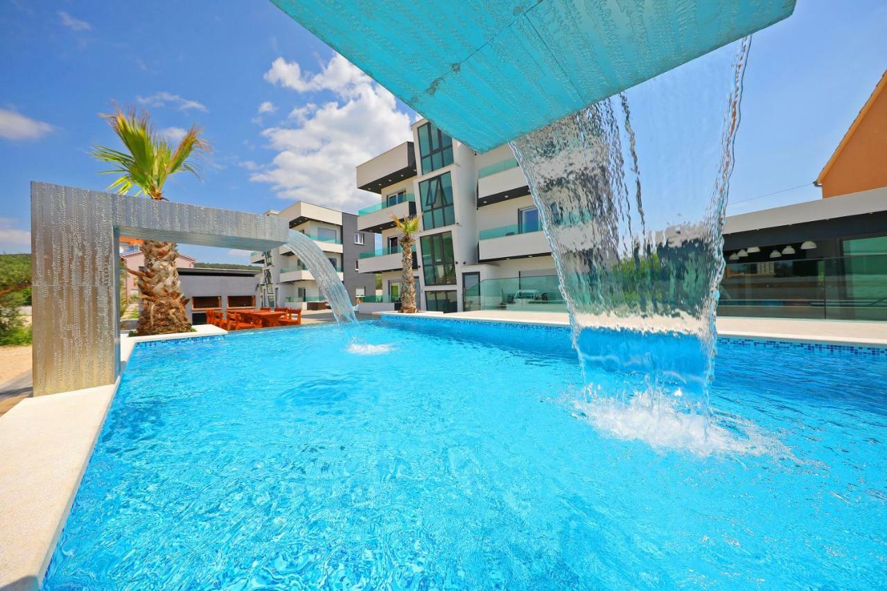 Boutique Apartments Blitz Bibinje Extérieur photo