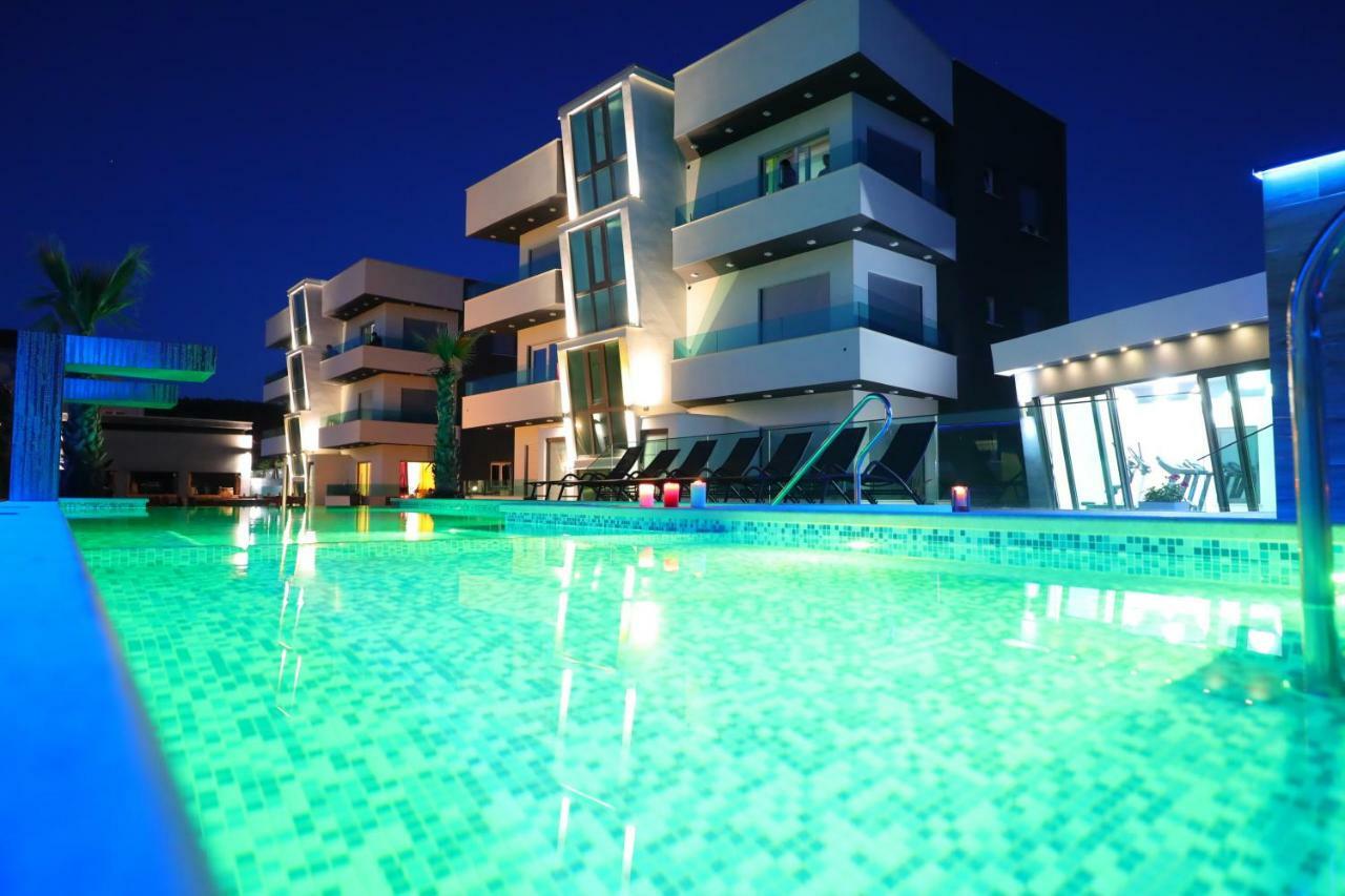 Boutique Apartments Blitz Bibinje Extérieur photo